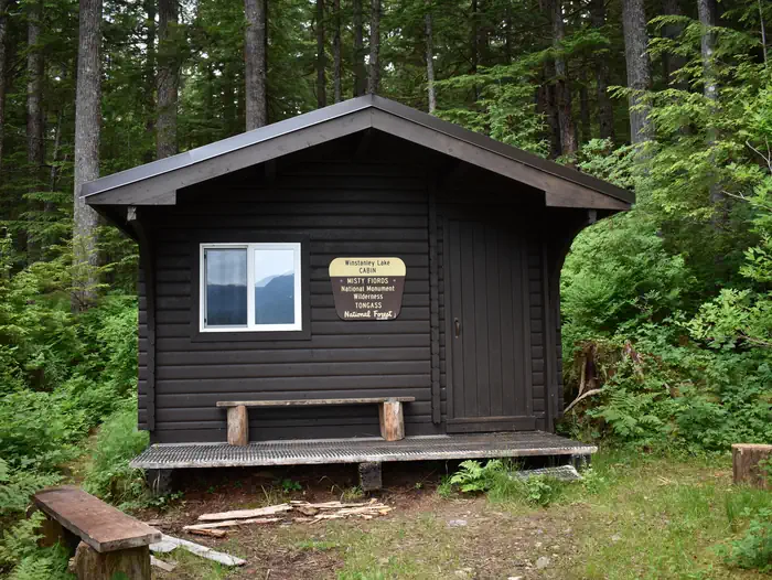 Winstanley Lake Cabin β Winstanley lake Cabin Front