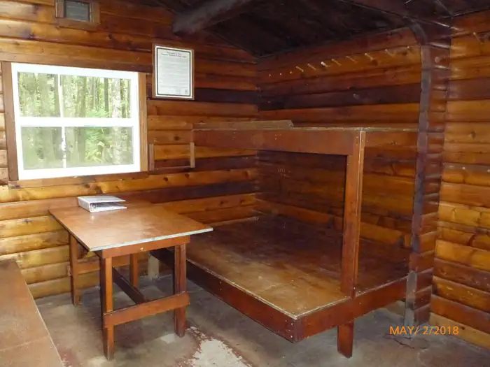 Phocena Bay Cabin β Bunk Area