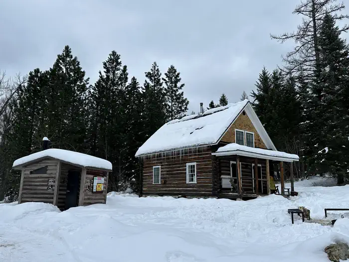 Swan Guard Station β Swan Guard Cabin in the winter