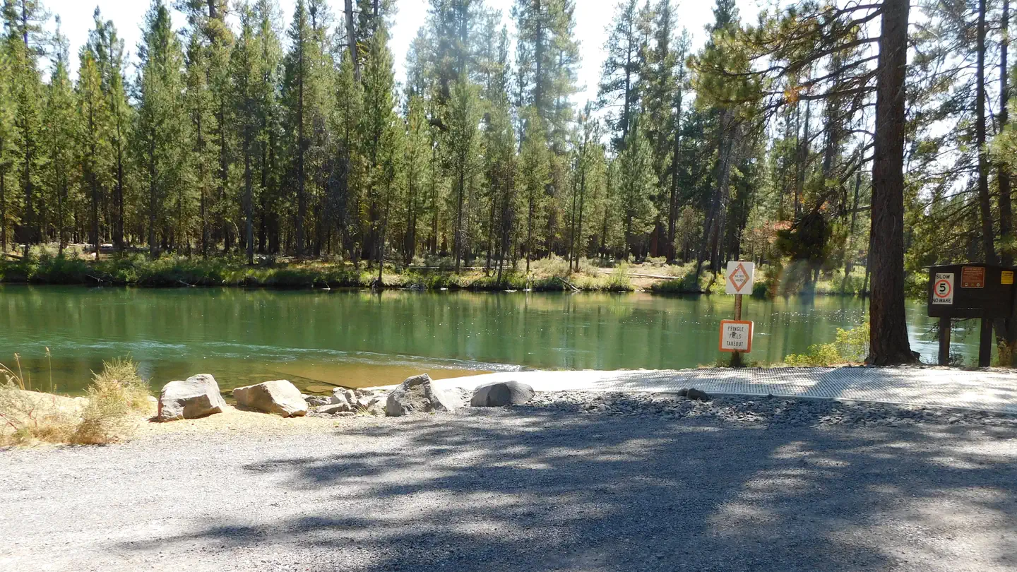 Wyeth Campground at the Deschutes River