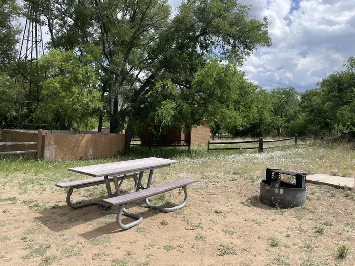 Half Moon Ranch β Half Moon Ranch, Picnic