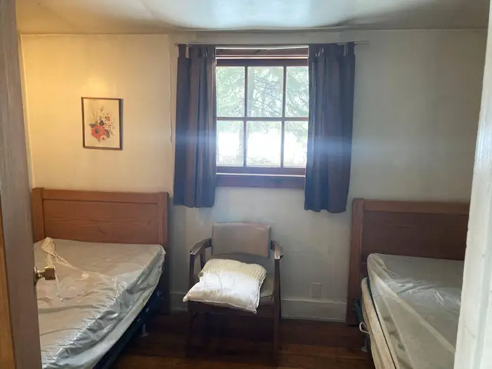 Ben Rover Cabin — Bedroom