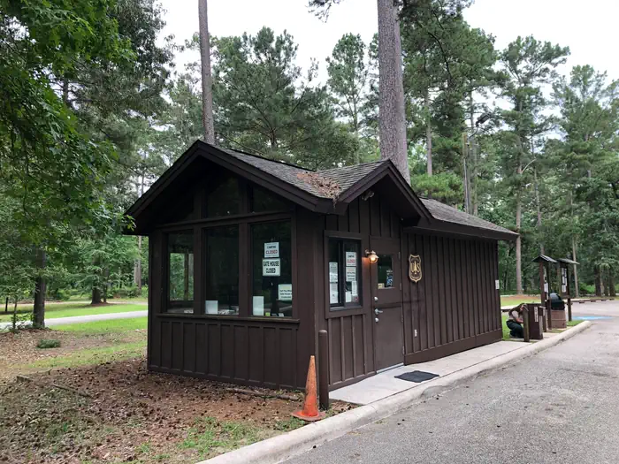 Cagle Recreation Area — Cagle gate house