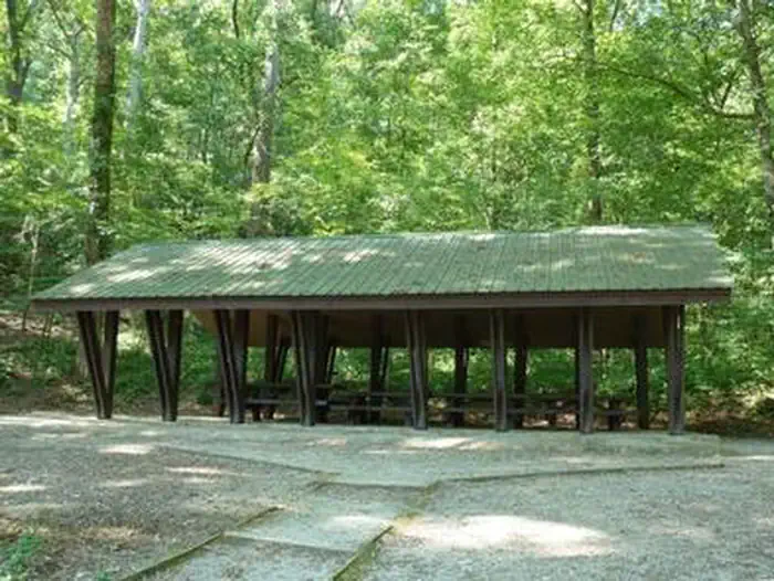 Quinn Springs Campground — Walk up to the pavilion