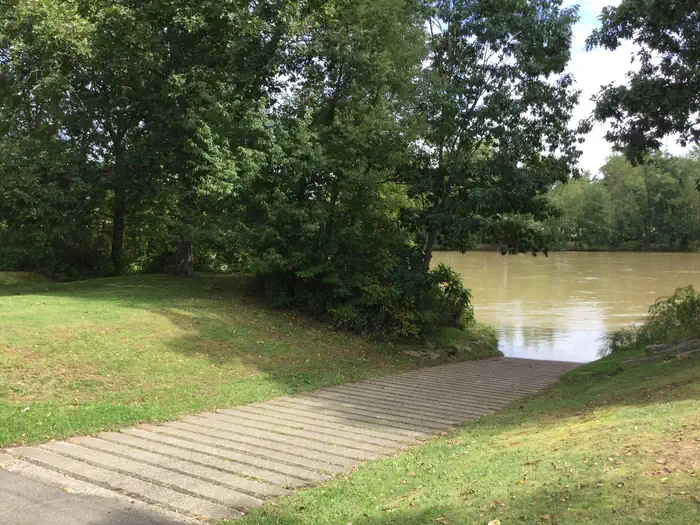 Buckaloons — Buckaloons Recreation Area: Boat Launch