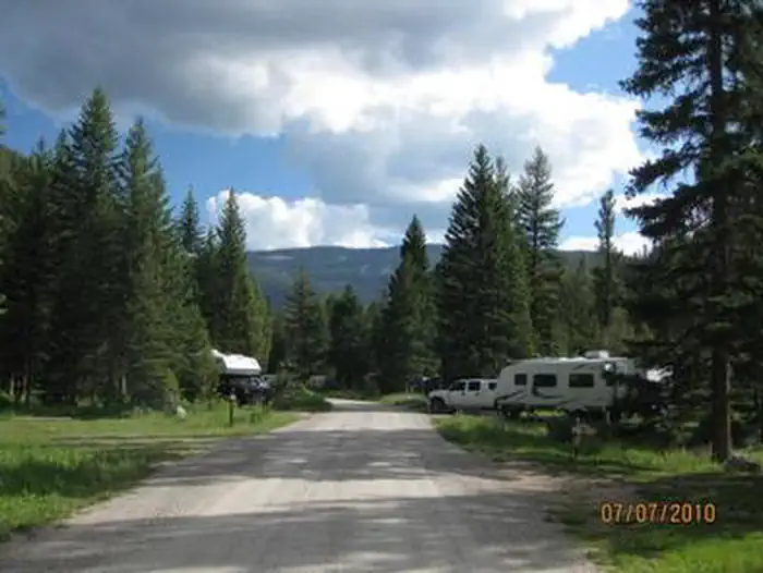 Red Cliff Campground — Red Cliff Campground road, RV's & tow vehicles