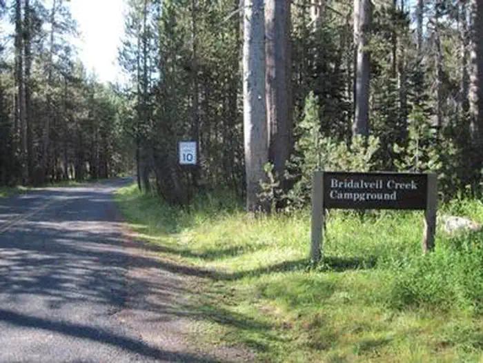 Bridalveil Creek Campground β BRIDALVEIL CREEK entrance sign