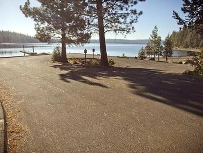 Crescent Lake Sno-Park