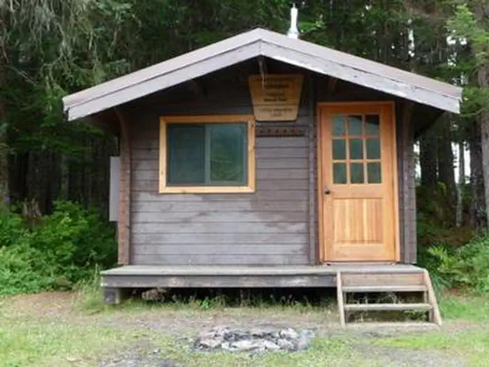 Little Shaheen Cabin — LITTLE SHAHEEN CABIN44