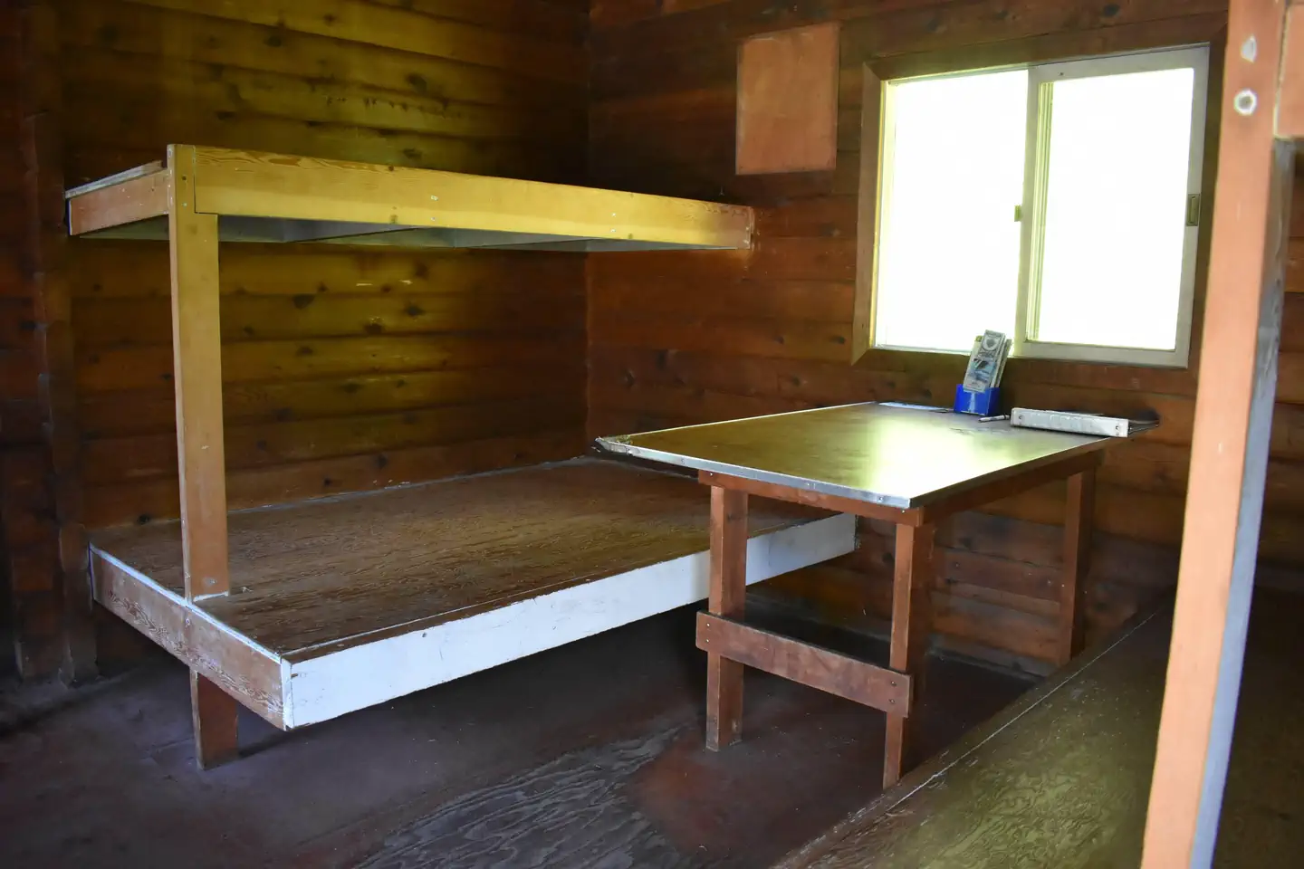Reflection Lake Cabin β Bunk Area