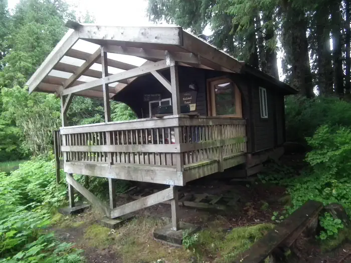 Mcdonald Lake Cabin β McDonald Lake Cabin Front