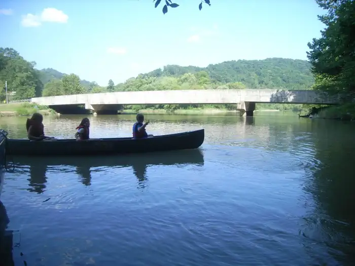 Dewey Lake Shelter — Kayaking and canoeing is a pleasant way to enjoy the beauty at Dewey Lake.