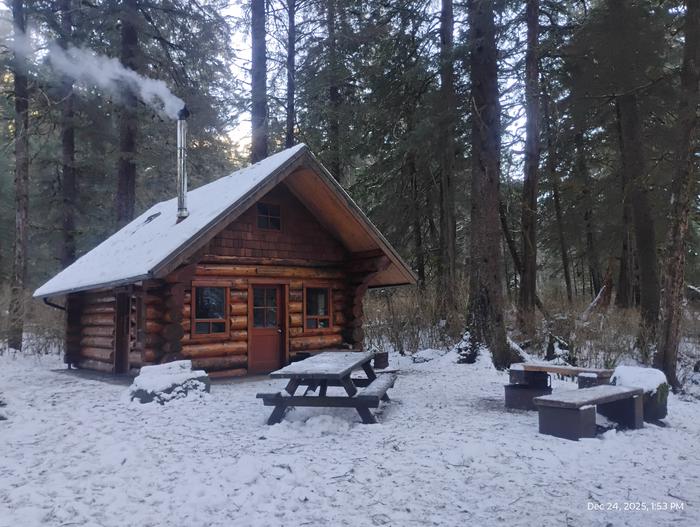 Starrigavan Creek Cabin — Starrigavan Cabin with snow (front view)