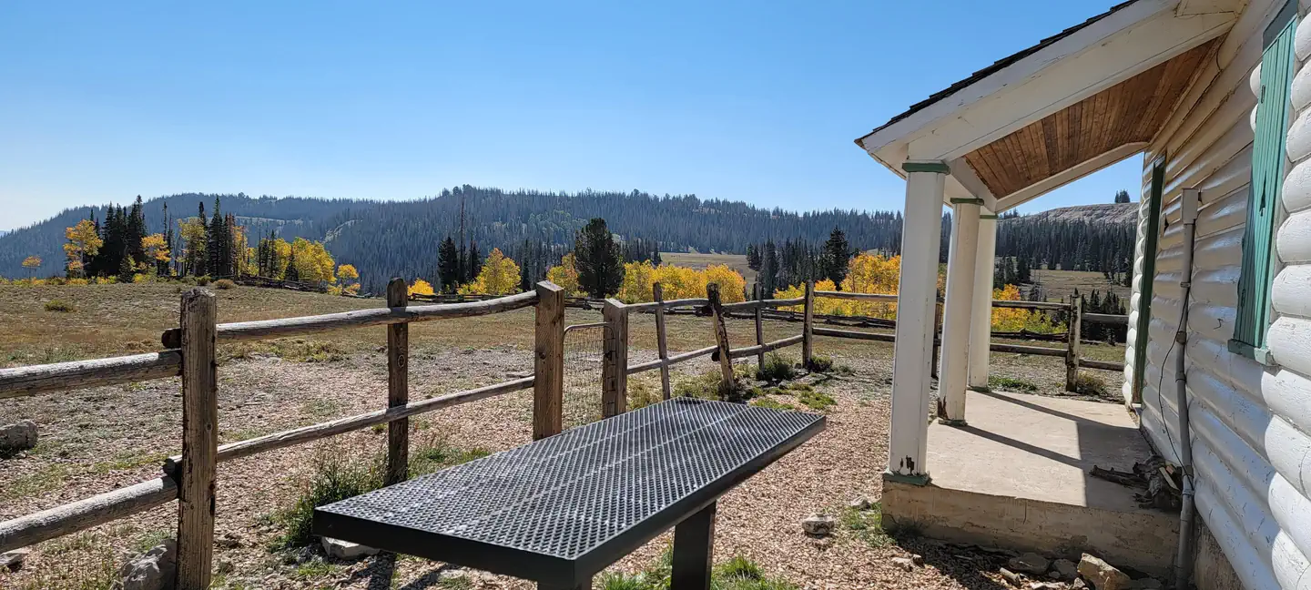 Seely Creek Guard Station β Seely Creek Guard Station Grounds3