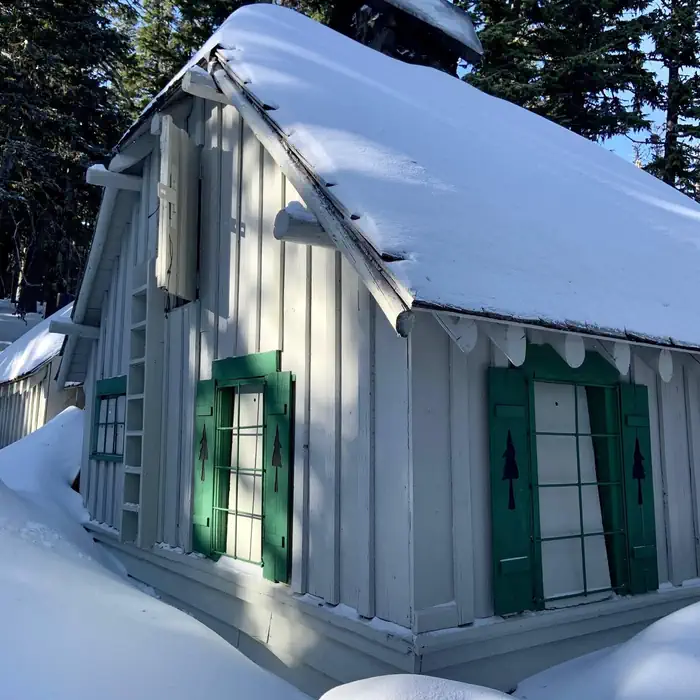 Tilly Jane Guard Station β Winter Entrance