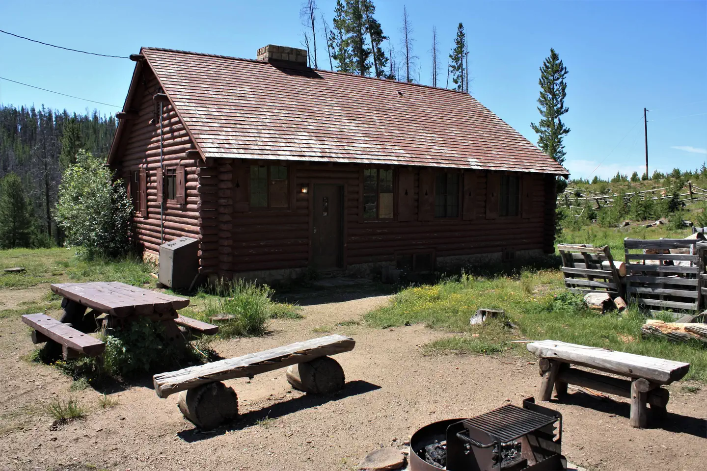 Keystone Ranger Station — Keystone Ranger Station back entrance, picnic area, and fire pit