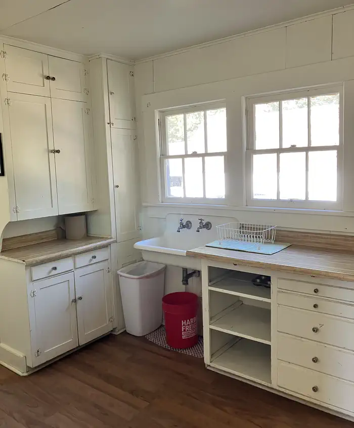 Godman Guard Station — Kitchen sink