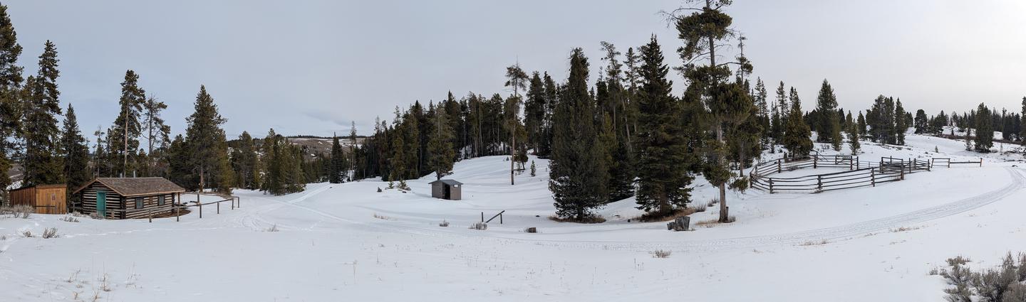 Wapiti Cabin — Wapiti Cabin (back view)