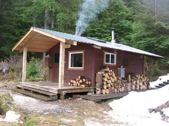 Cascade Creek Cabin — CASCADE CREEK CABIN23