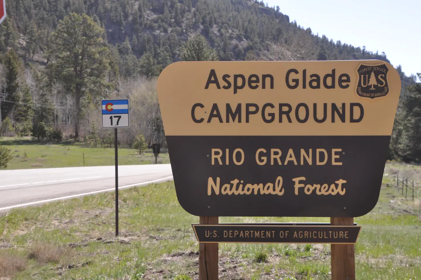 Aspen Glade (rio Grande National Forest, Co) — Aspen Glade entry sign