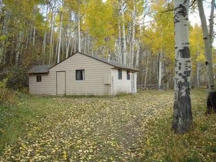 Oak Cabin