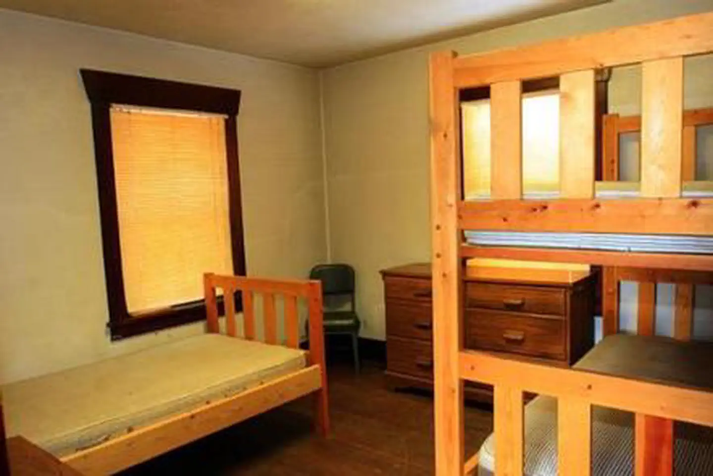 Vigilante Cabin — VIGILANTE CABIN interior 1