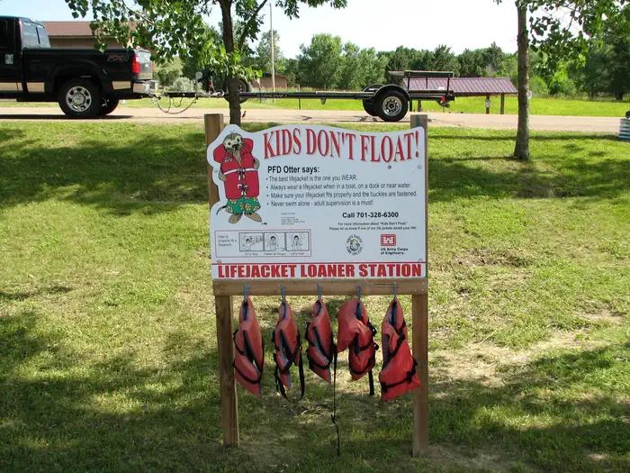 Beaver Creek - Lake Oahe — Beaver Creek Recreation Area Life Jacket Loaner Station