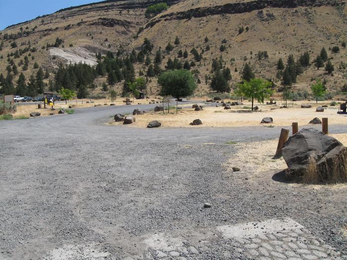 Mecca Flat Campground — Mecca Flat Campground with rimrock