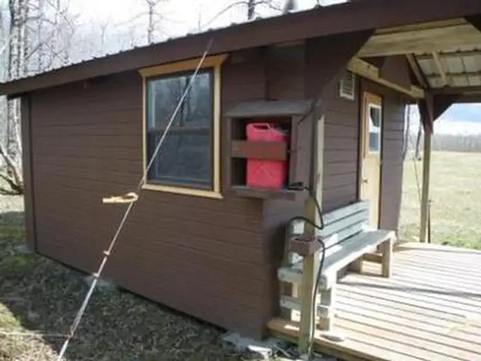 Alsek River Cabin — ALSEK RIVER CABIN
