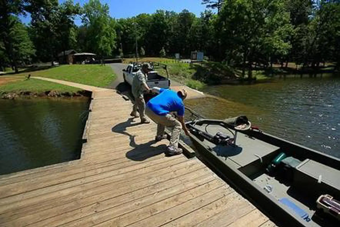 ARROWHEAD CAMPGROUND — COVE BOAT RAMP