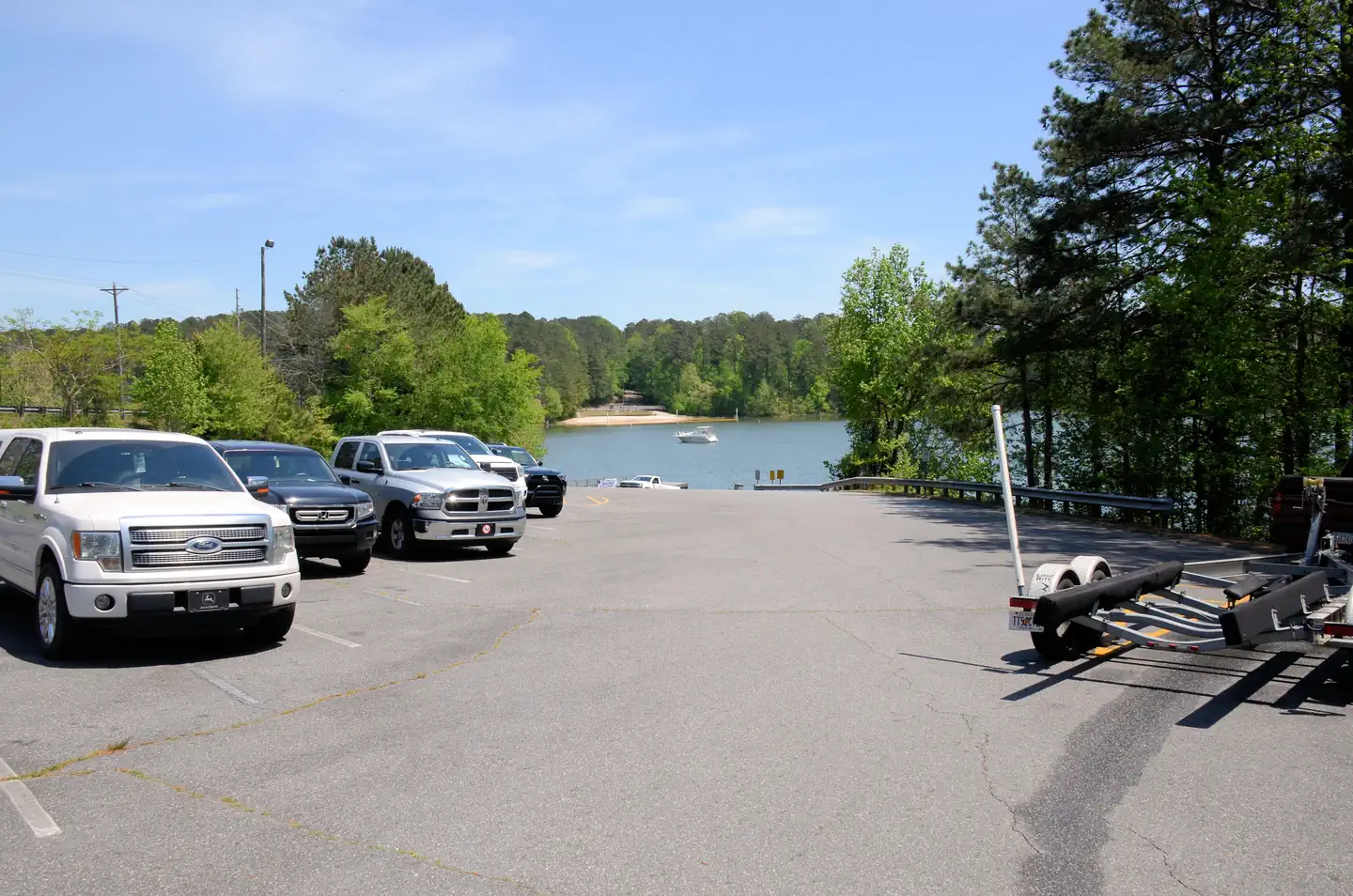 PAYNE CAMPGROUND-ALLATOONA LAKE — Payne Campground Boat Ramp Parking 03