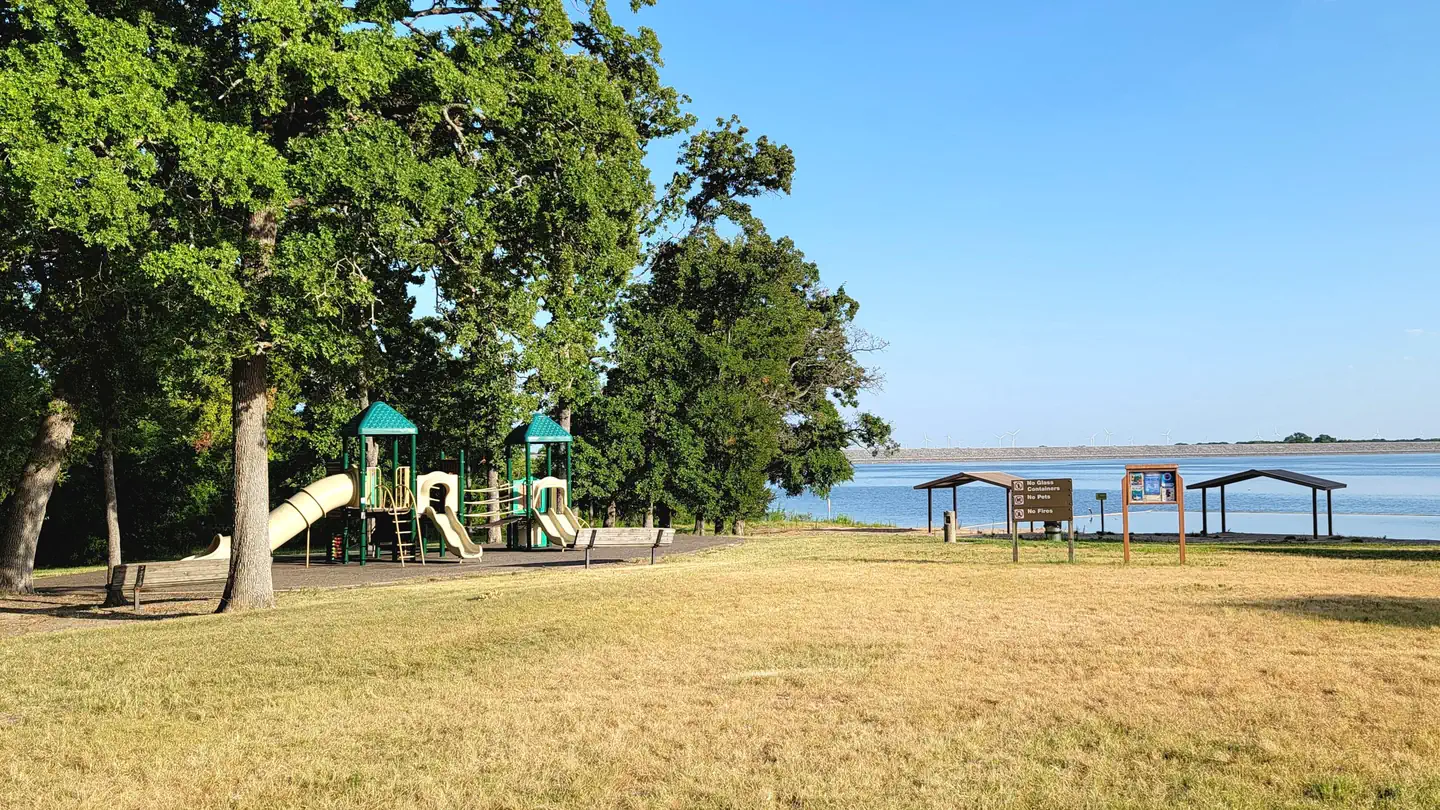 OAK (Navarro Mills Lake) — Oak Park