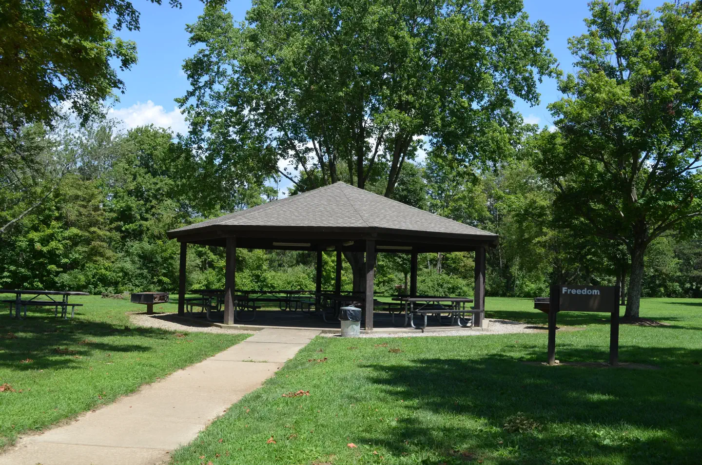 Damsite and Spillway Recreation Area β Freedom Pavilion