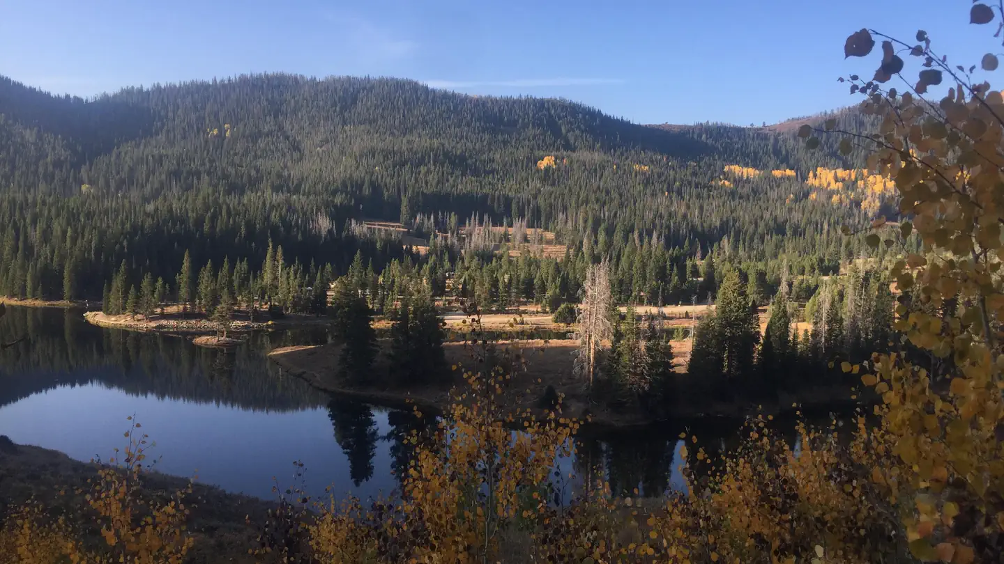 Routt National Forest Hahns Peak Lake Campground