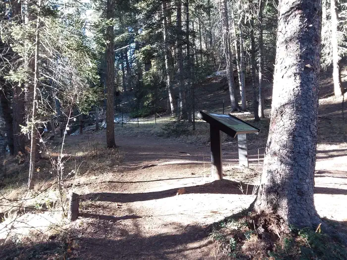 Santa Barbara Campground — Site trail for Santa Barbara campground