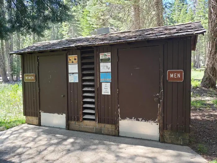 WHITEHORSE CAMPGROUND — Whitehorse Toilet