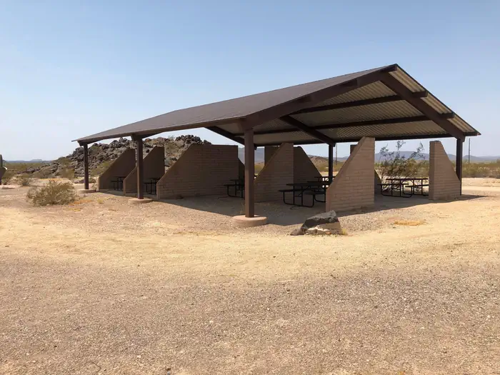 Painted Rock Petroglyph Campground — Alternate view of Day Use picnic Ramada