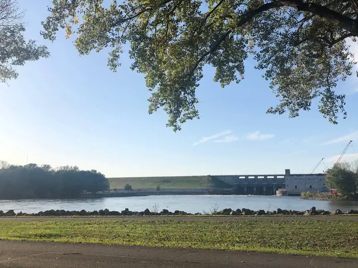 Howell Station — View of Red Rock Dam