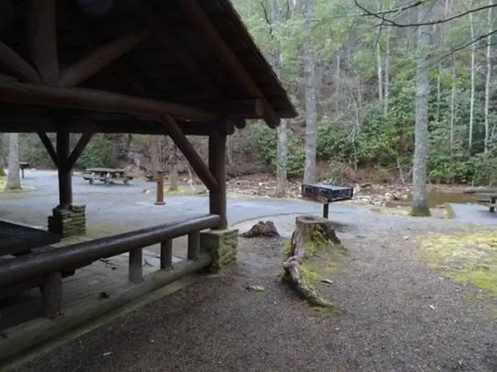 Horse Creek Pavilion DAY USE — Grills at Horse Creek Pavilion