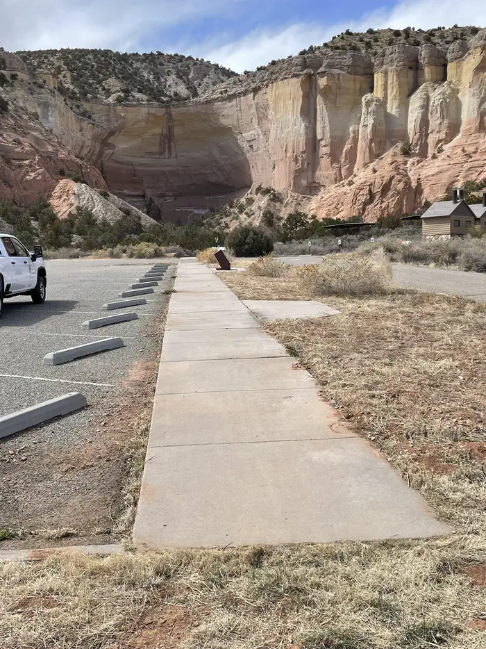 Echo Amphitheater — Pathway in parking lot