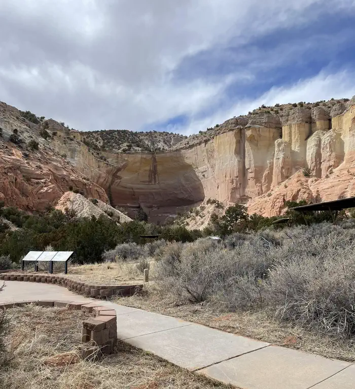 Echo Amphitheater — Interpretive panels and amphitheater