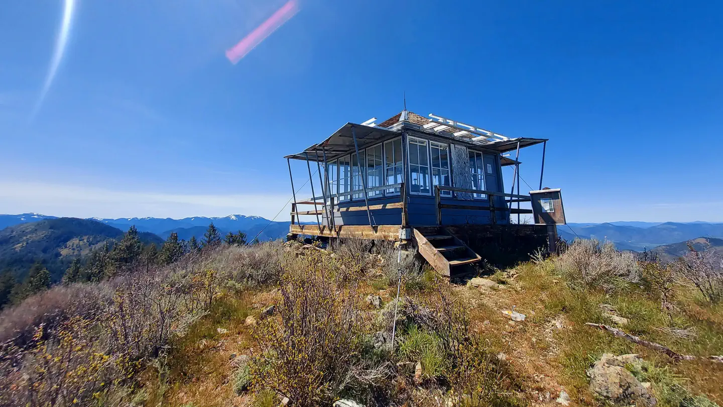 Squaw Peak Lookout
