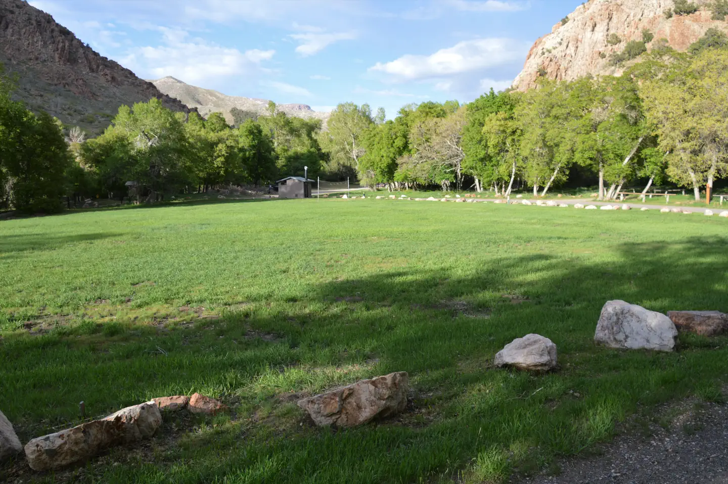 Oak Creek Campground (Oak City, UT) — Oak Creek Grassy Area