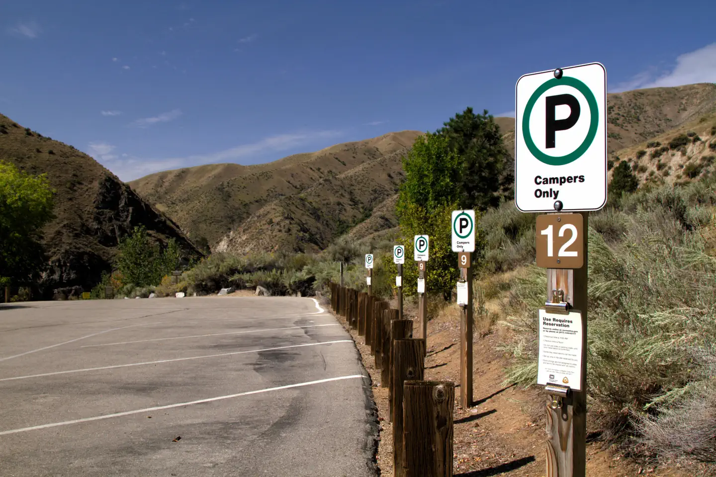 Macks Creek Campground — Macks Signage