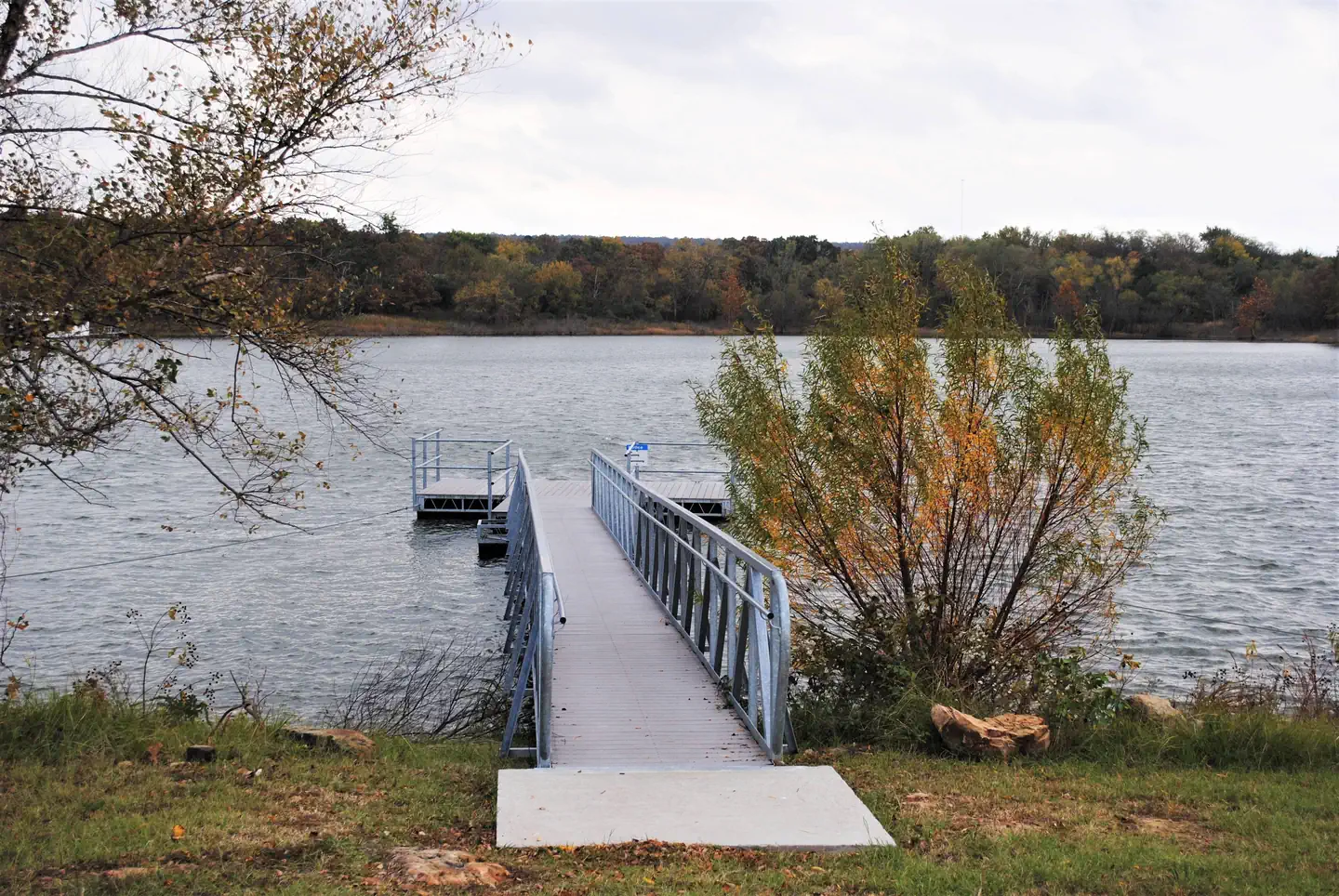 HIGHWAY 9 LANDING — Hwy 9 East Boat Dock