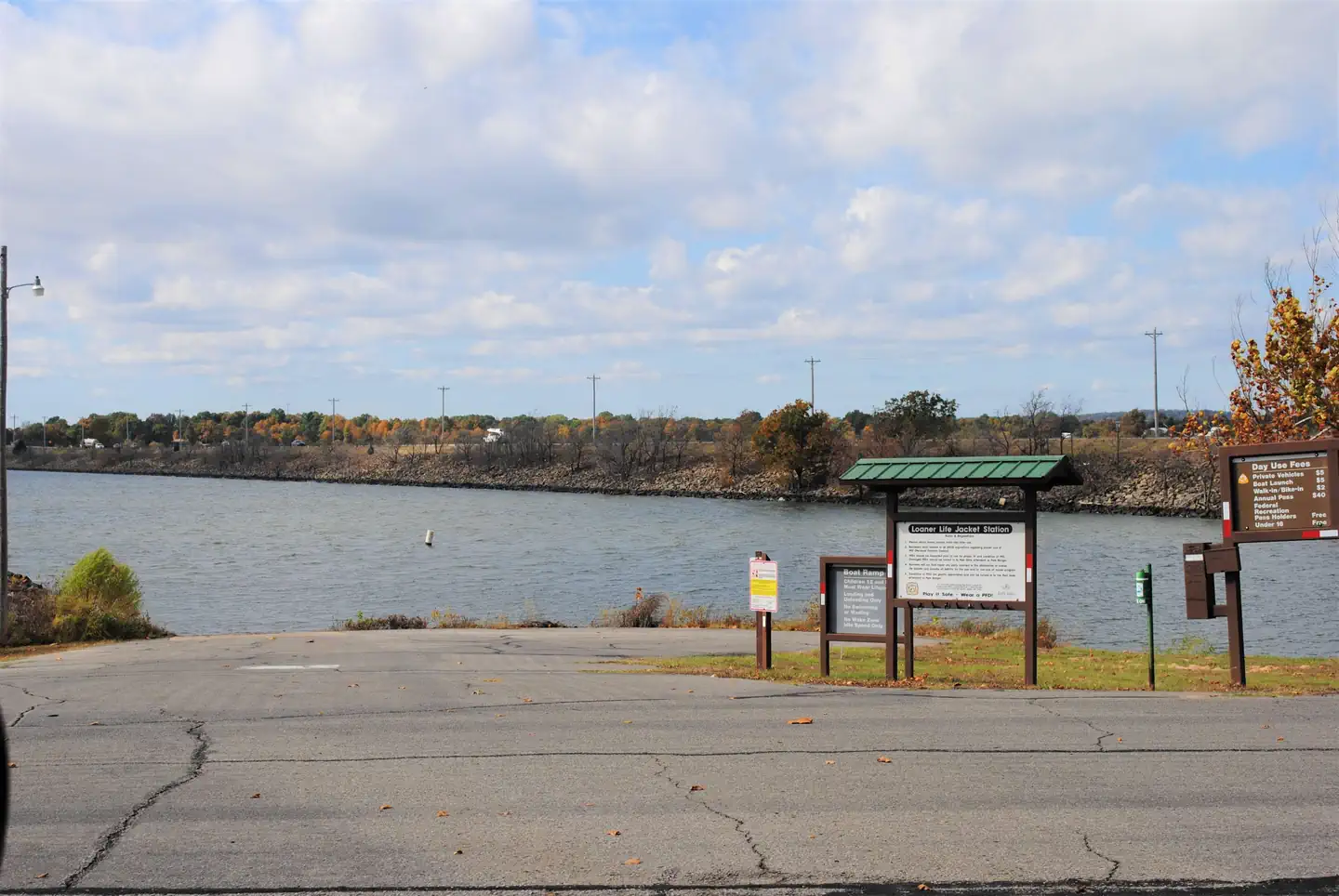 HIGHWAY 9 LANDING — Hwy 9 South Boat Ramp