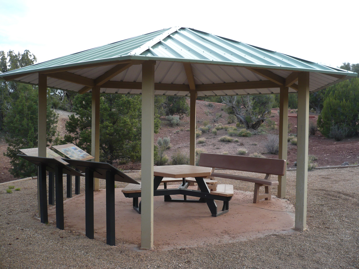 Stateline Campground — Interpretive display about the Arizona Trail