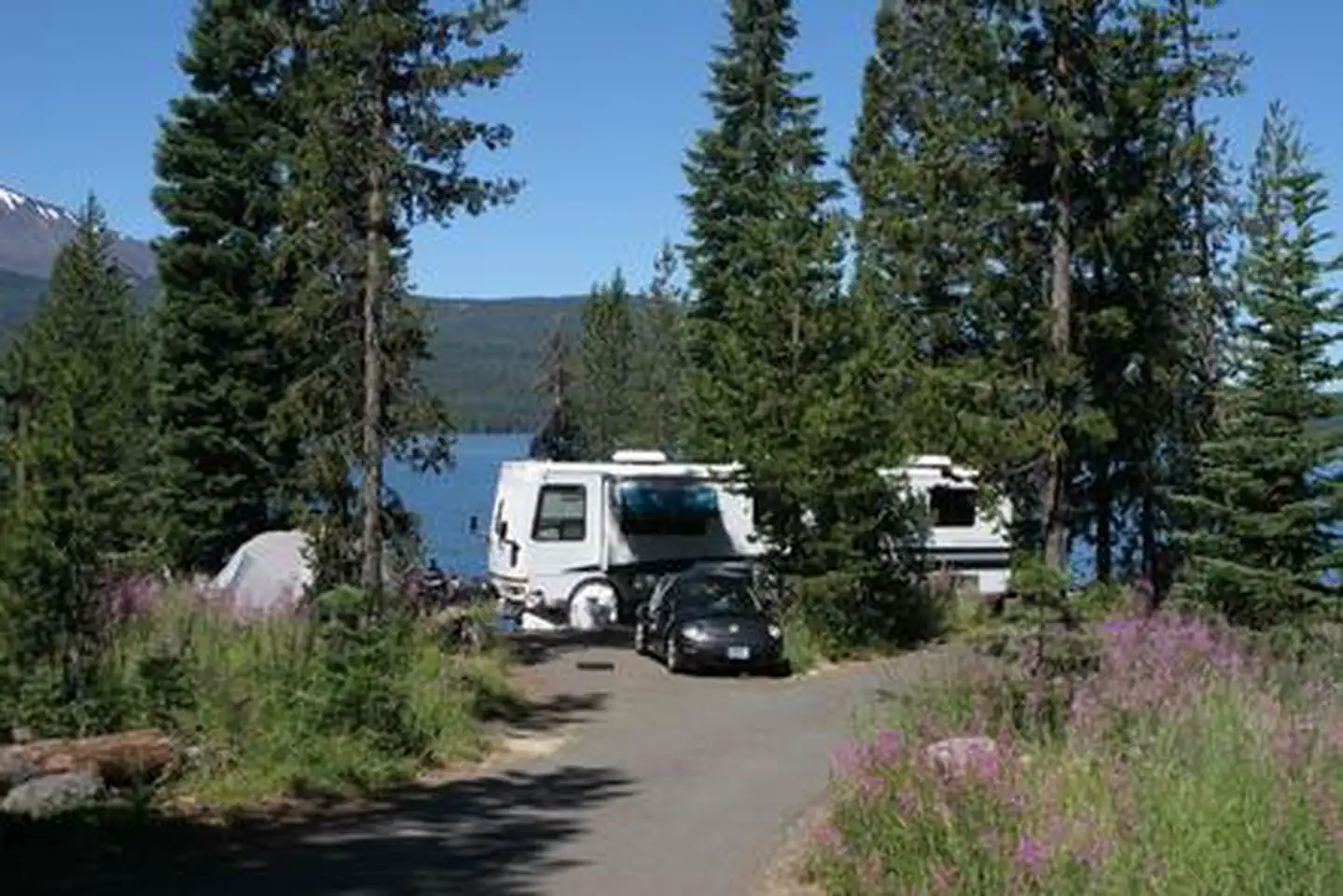 DIAMOND LAKE — Diamond Lake Campground, Umpqua National Forest, Oregon