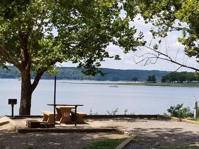 Elk Creek Landing — Elk Creek Campsite