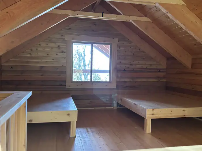 Porcupine Cabin — Loft.
